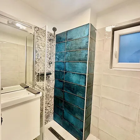 Blaha Ii Freeparking *